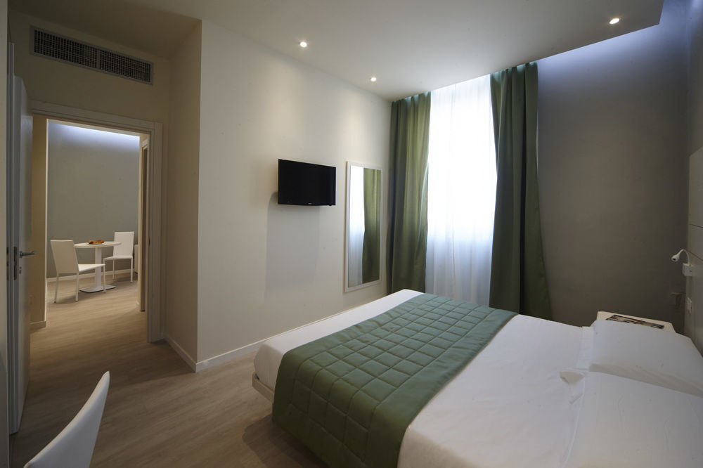 Navigliotel 19 2*